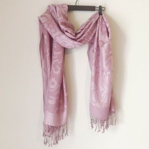 Pink floral lightweight Pashmina / scarf
